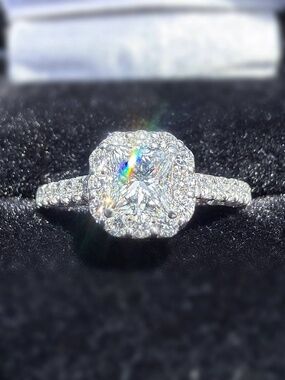 GIA certified Natural Diamond 18k white gold 2.5CTW Engagement ring